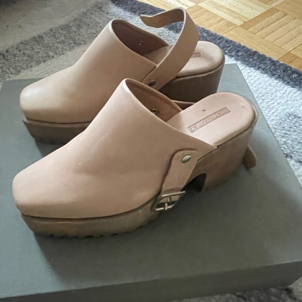 Rachel Comey Women's Tan Platform Clogs Brand New in Box 5.5